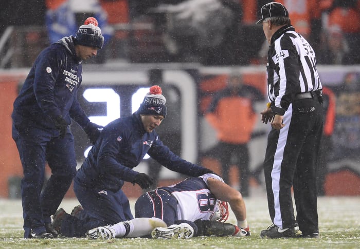 All-too-common: Gronk has only once made it through a full 16-game slate.